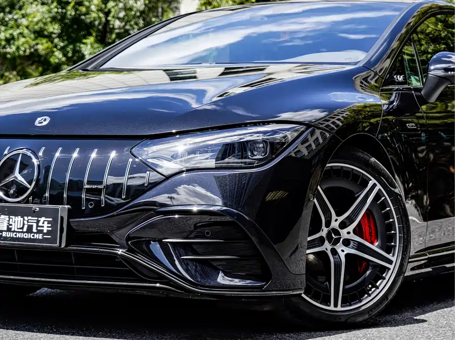 Mercedes EQE - фото 9